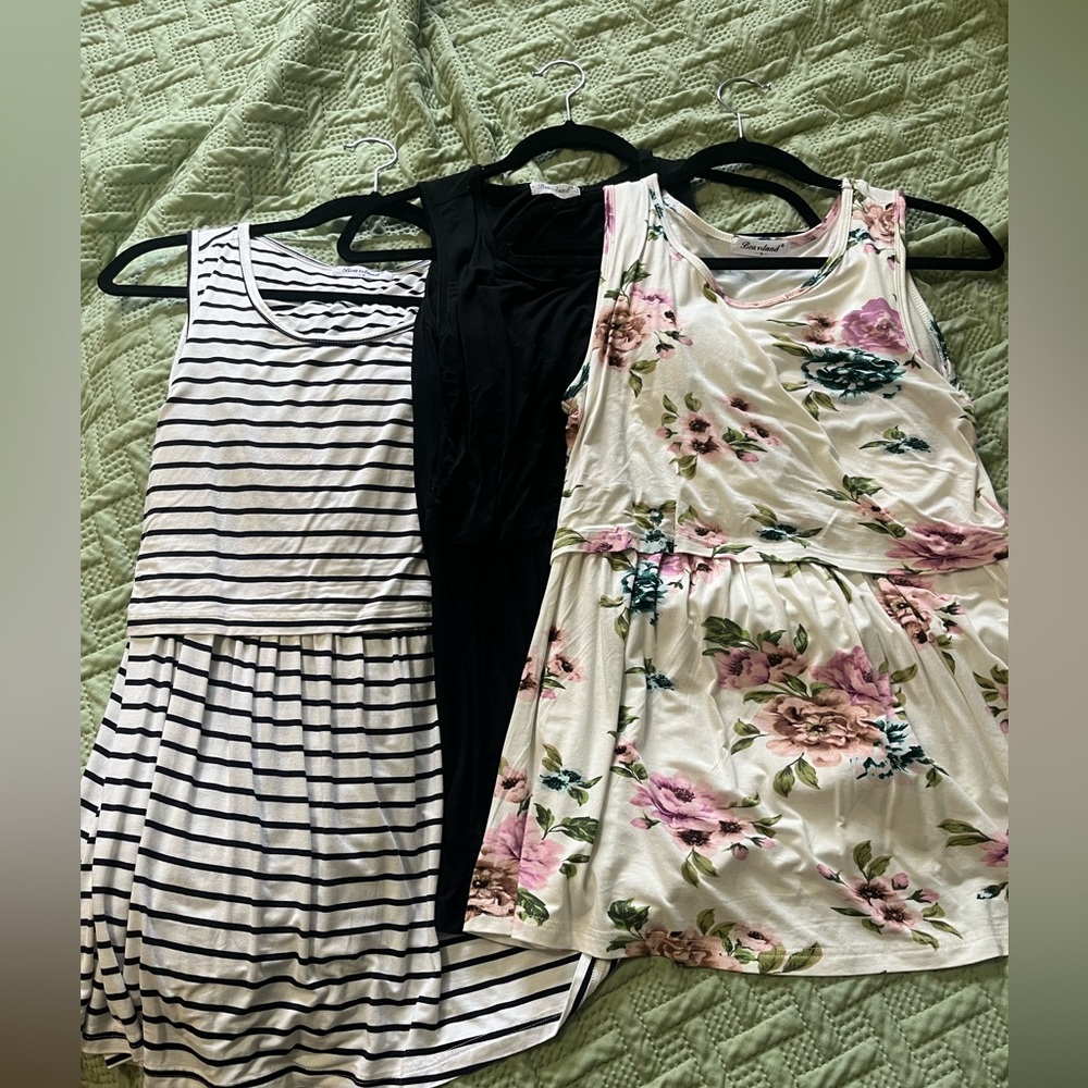 Women’s three pack nursing and maternity tops